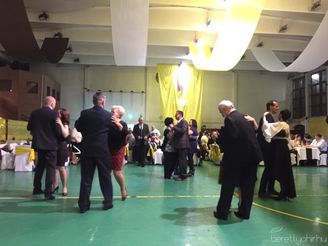 12. Jótékonysági Kórházbál 43